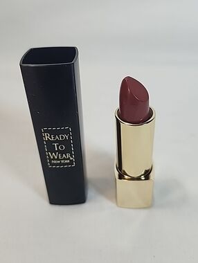 Ready to Wear Hydraluxe Lipstick Almost Fig Hydrating Long Lasting 0.13 oz